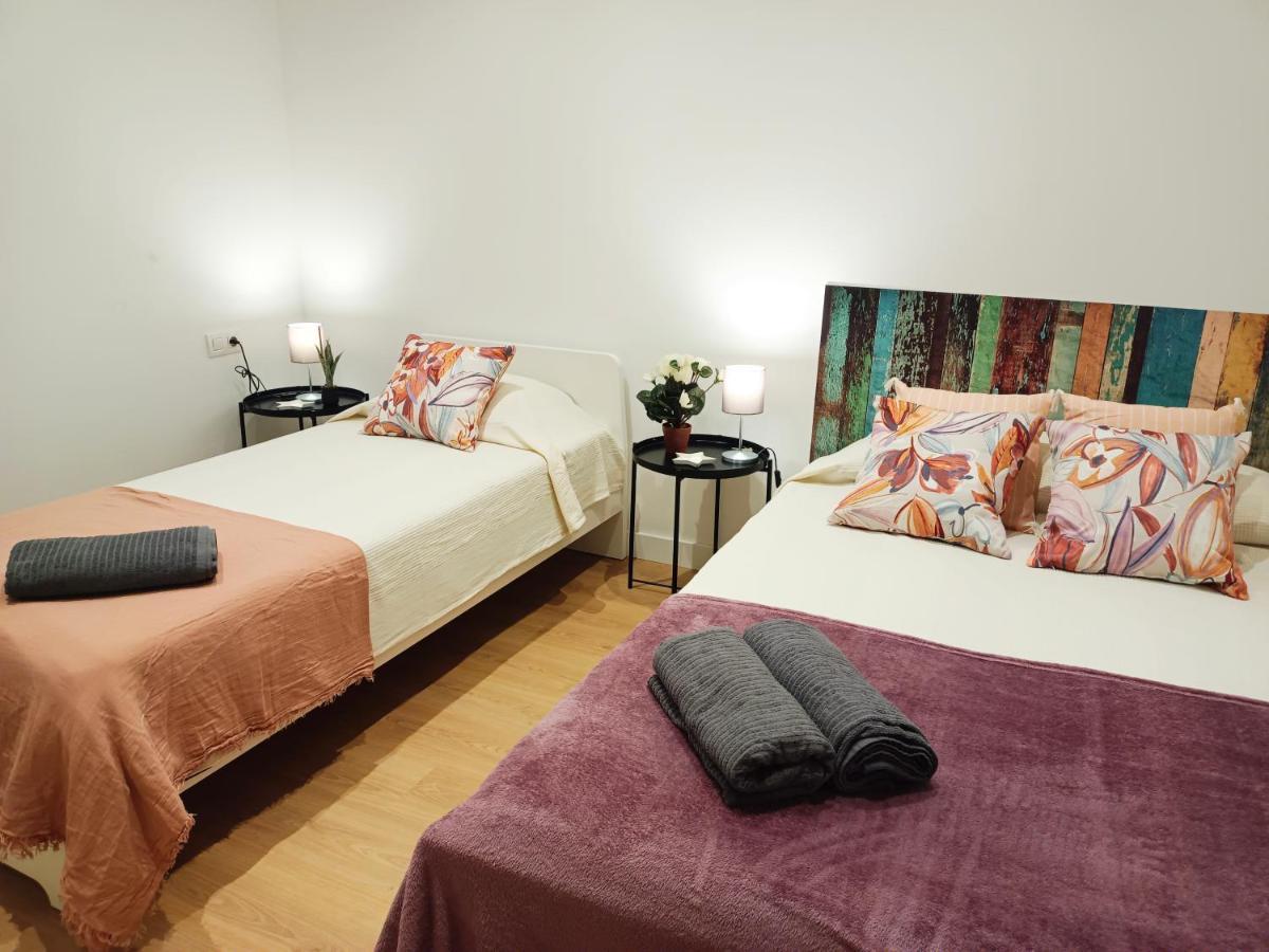 By Universitat Rooms Barcelona Kültér fotó
